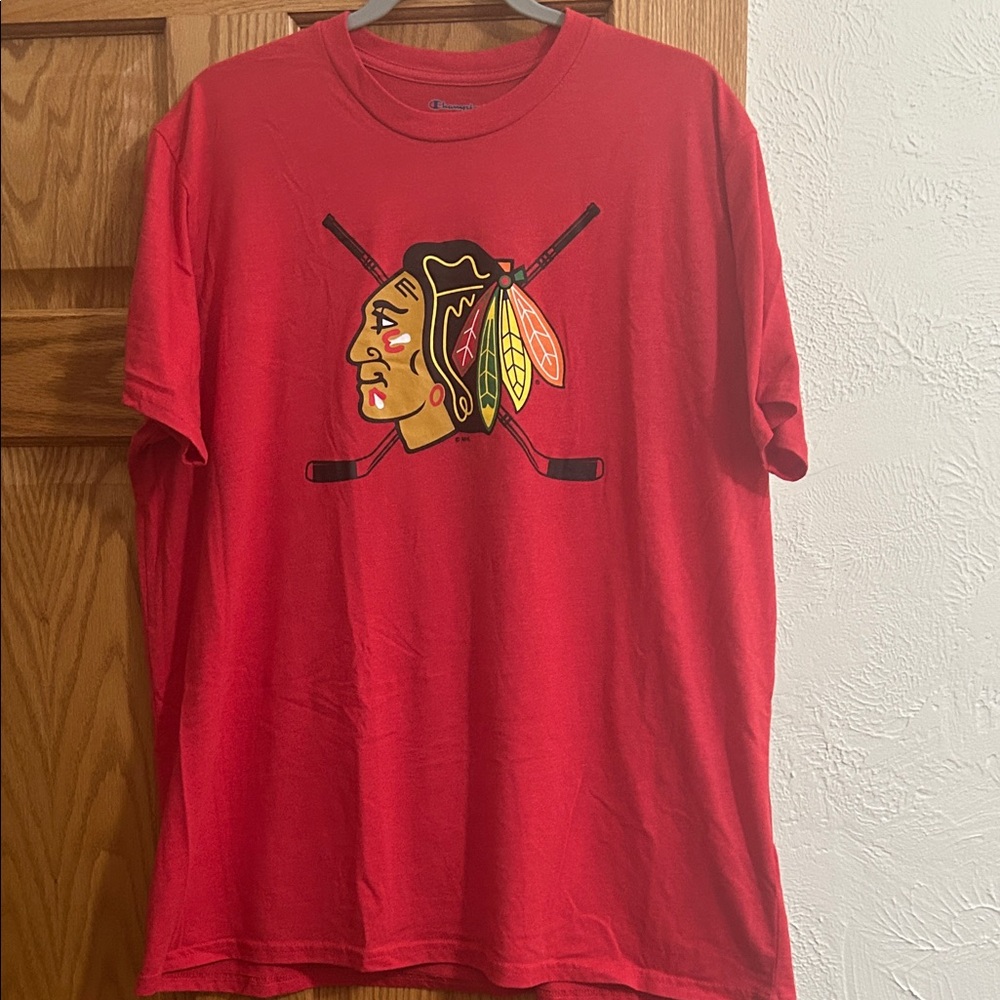 Chicago Blackhawks Red Graphic T-Shirt